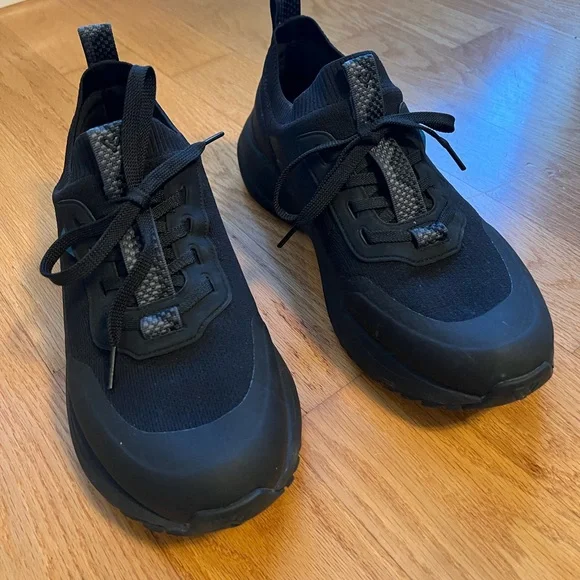 Vessi Men's Black Stormburst Low Top - Picture 3 of 4